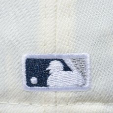 画像6: NEW ERA  59FIFTY MLB 2-Tone ニューヨーク・ヤンキース クロームホワイト ネイビーバイザー (クロームホワイト) (6)