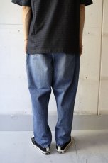 画像9: CHALLENGER  WIDE WASHED DENIM PANTS (9)