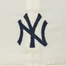 画像4: NEW ERA  9TWENTY MLB Summer Corduroy ニューヨーク・ヤンキース クロームホワイト (4)