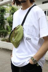 画像9: hobo  EMBROIDED LOGO POCKET TEE by CITY COUNTRY CITY (9)