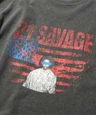 画像3: LFYT  LFYT x 21SAVAGE FLAGS TEE (3)