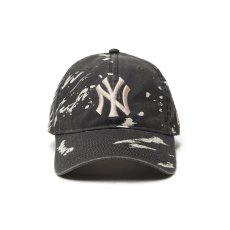 画像2: NEW ERA  9TWENTY Dripping ニューヨーク・ヤンキース ブラック (2)