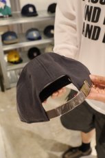 画像2: NEW ERA  RC 9FIFTY Cooperstown ニューヨーク・ヤンキース グラファイト ネイビーバイザー (2)