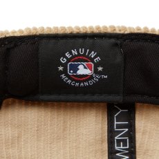 画像4: NEW ERA  9TWENTY MLB Corduroy コーデュロイ ロサンゼルス・ドジャース ベージュ (4)