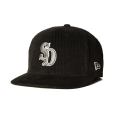 画像1: STANDARD CALIFORNIA  NEW ERA × SD 59Fifty Corduroy Logo Cap (1)