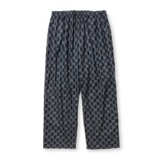 画像1: CALEE  ALLOVER PATTERN MICRO FLLECE WIDE RELAX PANTS (1)