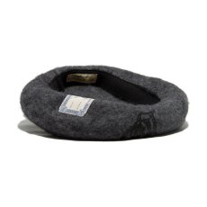 画像8: THE H.W.DOG&CO.  LEATHER WAPPEN FLUFFY BERET (8)