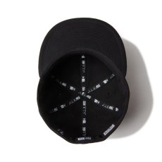 画像4: NEW ERA  59FIFTY MLB Rhinestone Badge ニューヨーク・ヤンキース ブラック (4)