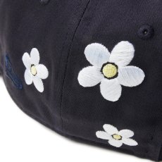 画像8: NEW ERA  9TWENTY MLB Flower Embroidery ニューヨーク・ヤンキース ネイビー (8)