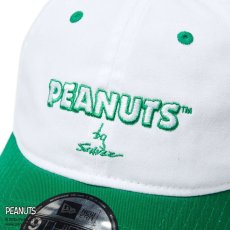 画像2: NEW ERA  9THIRTY PEANUTS ピーナッツ ロゴ ホワイト ケリーグリーンバイザー (2)