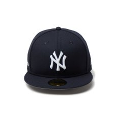 画像2: NEW ERA  59FIFTY MLB Old English ニューヨーク・ヤンキース ネイビー (2)