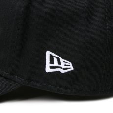 画像8: NEW ERA  9FORTY A-Frame MLB Black & White ニューヨーク・ヤンキース クーパーズタウン ブラック (8)