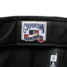 画像9: NEW ERA  9FORTY A-Frame MLB Black & White サンディエゴ・パドレス クーパーズタウン ブラック (9)