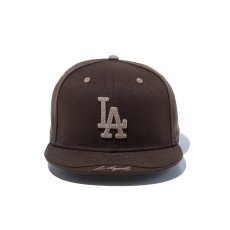 画像4: NEW ERA  59FIFTY St. Valentine's Day ロサンゼルス・ドジャース ウォルナット レイヤードバイザー (4)