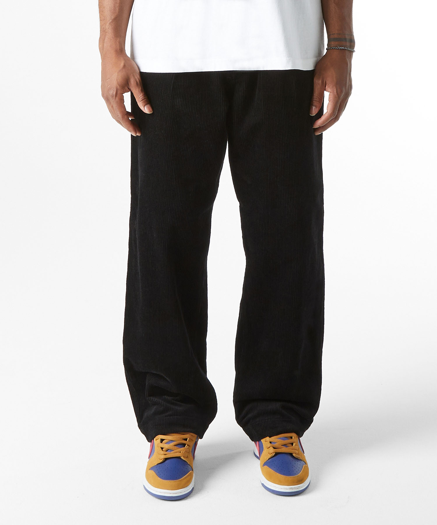 HUF CORDUROY LEISURE PANT (BLACK) PT00255HO22 公式通販