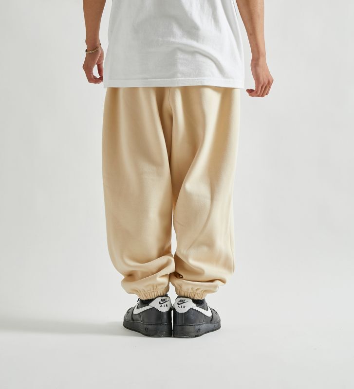 APPLEBUM Logo Oversize Sweat Pants (Beige) 2220804 公式通販