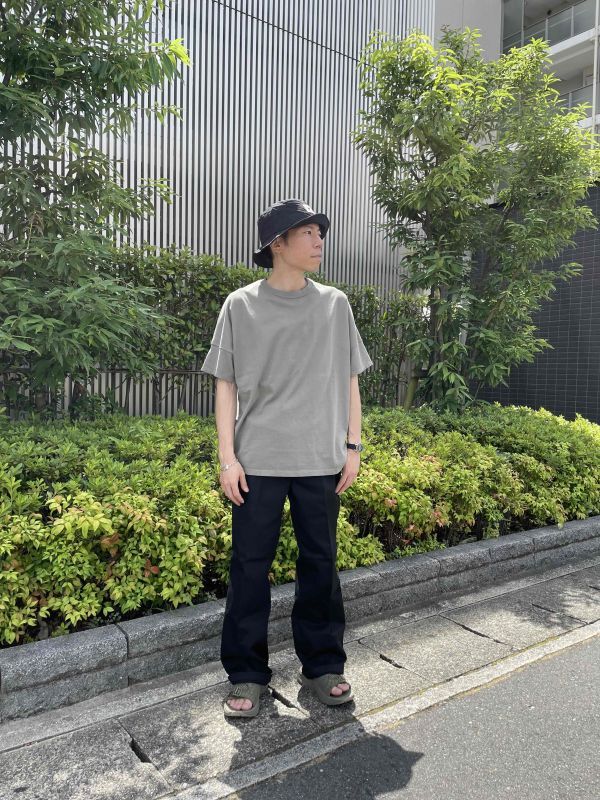 nonnative CLERK S/S TEE COTTON JERSEY OVERDYED (CEMENT) NN-C4228